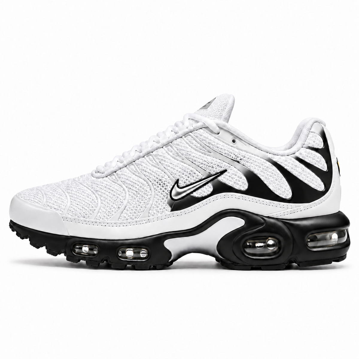 [color:Blanc / noir] Nike Air Max Plus TN | Côté