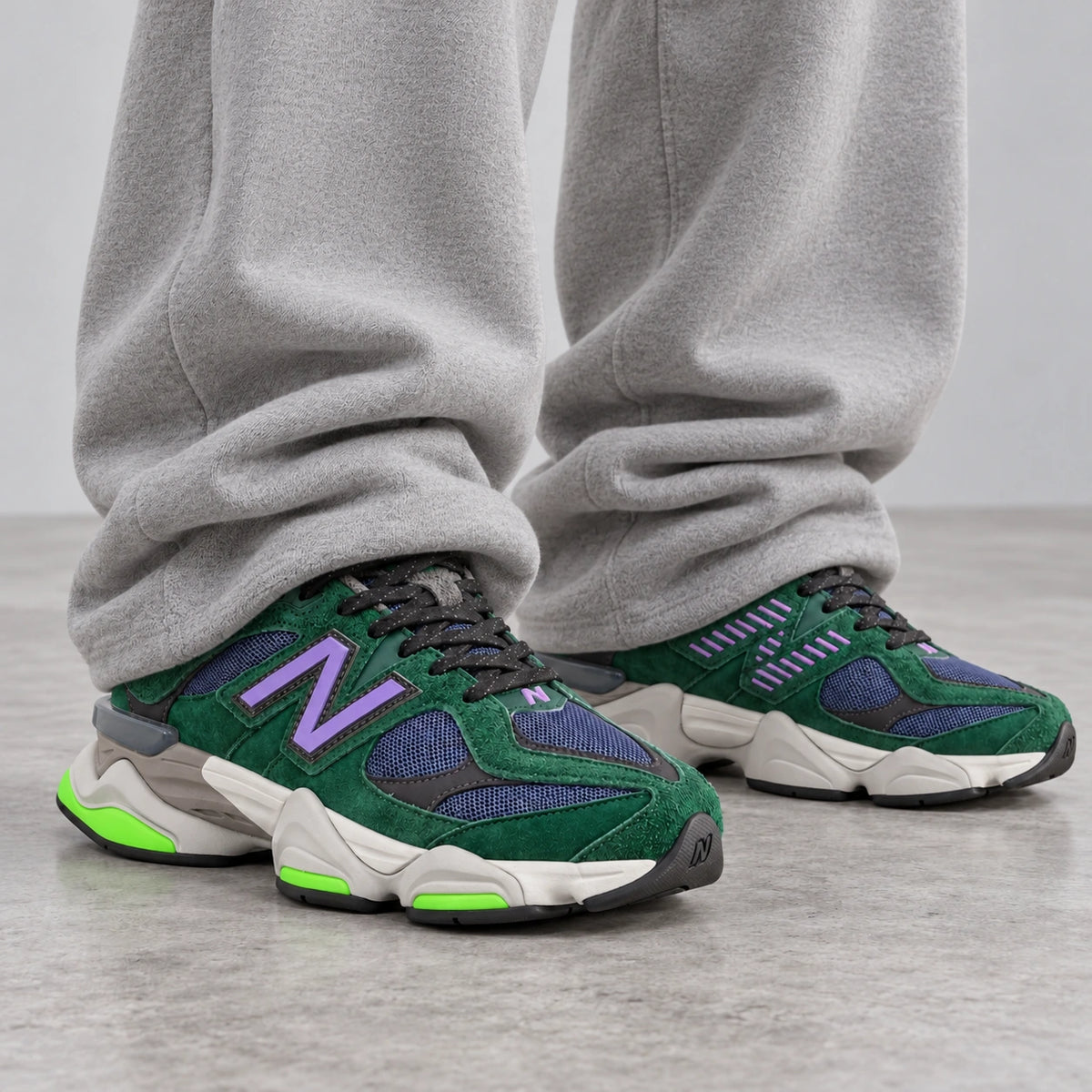 [color:Vert-violet-fluo] NB 9060 | Porté