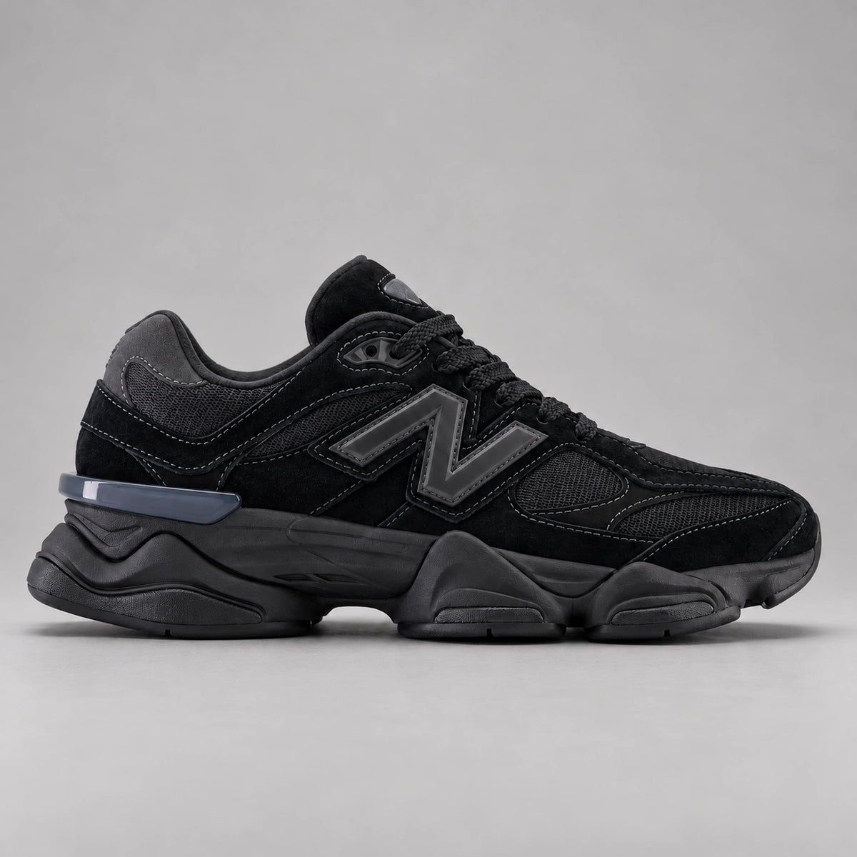 [color:Noir-gris] NB 9060 | Côté extérieur