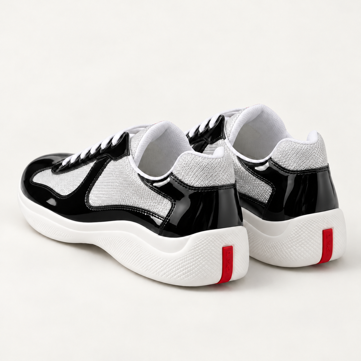 [color:Noir et argent] Prada — Sneakers America’s Cup | 3/4 arrière / talon