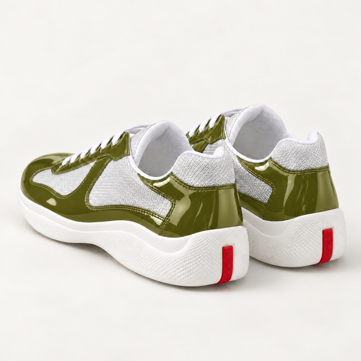 [color:Olive et argent] Prada — Sneakers America’s Cup | 3/4 arrière / talon