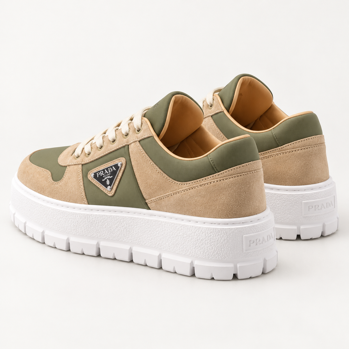 [color:Beige et kaki] Prada — Sneakers à semelle épaisse | 3/4 arrière