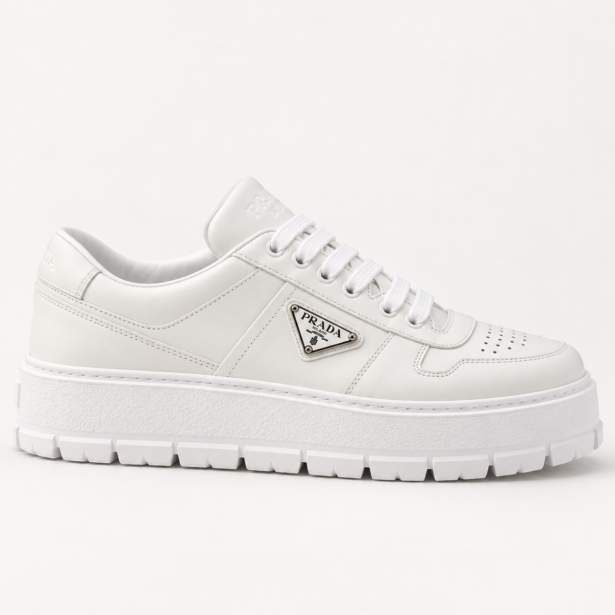 [color:Blanc intégral] Prada — Sneakers à semelle épaisse | Profil extérieur