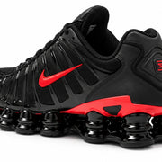 [color:Noir-rouge] Nike Shox TL | 3/4 arrière