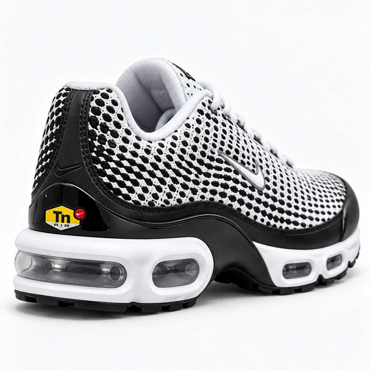[color:Noir-gris] Nike Air Max Plus TN VII | 3/4 talon