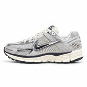 [color:Blanc-argent] Nike Zoom Vomero 5 | Profil extérieur
