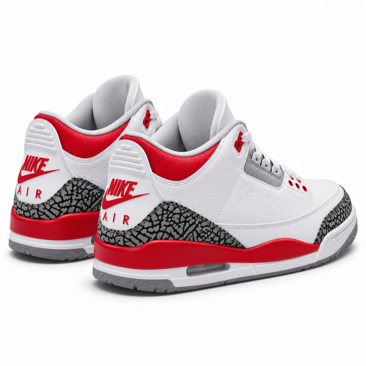 Air Jordan 3 Retro | Blanc / rouge — semelle grise | 3/4 arrière