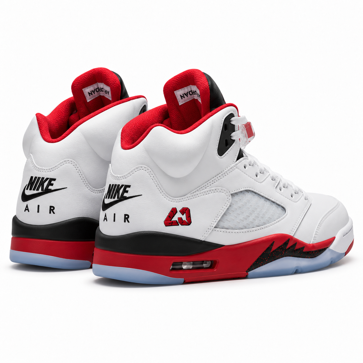 Air Jordan 5 Retro | Blanc / noir — semelle rouge | 3/4 arrière