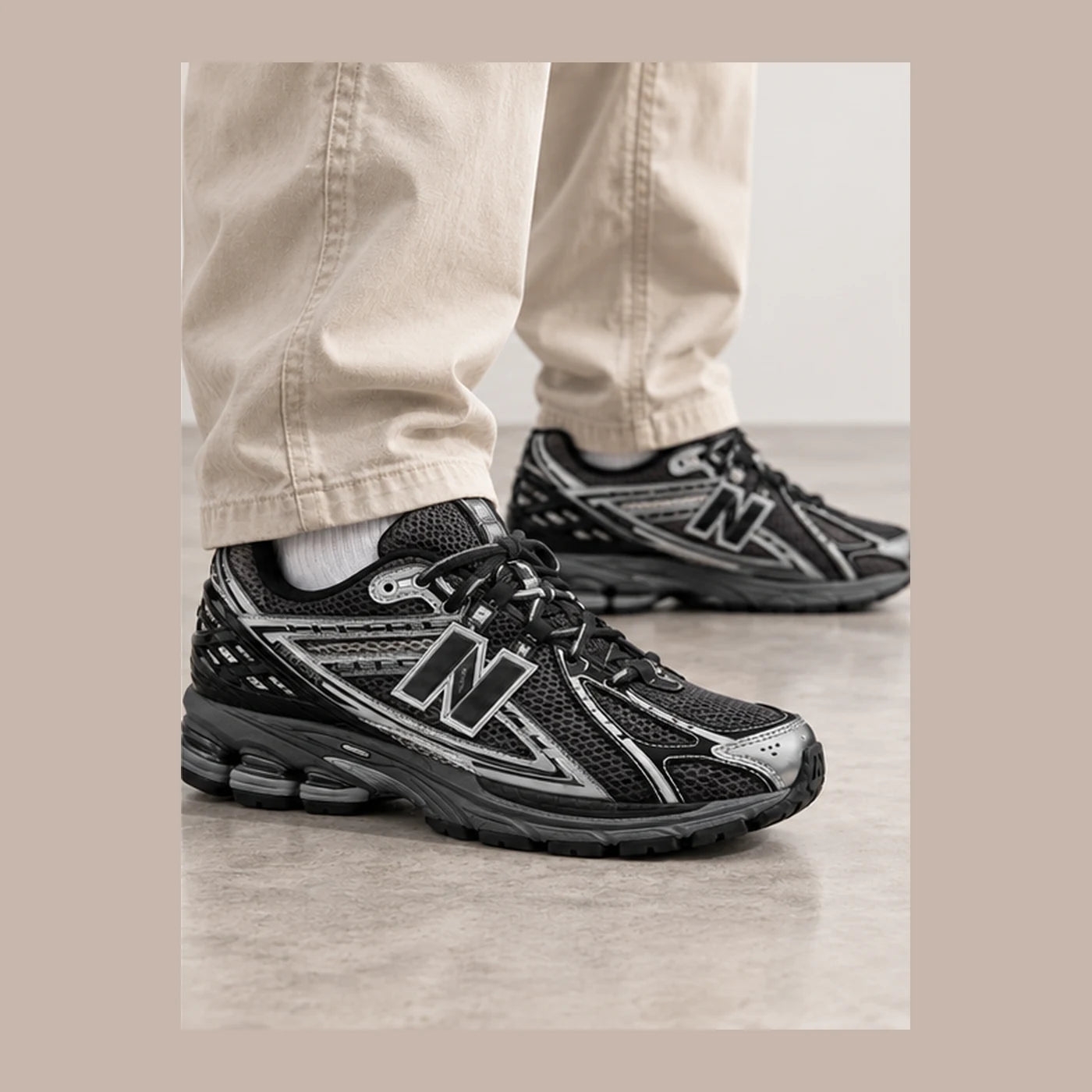 New Balance 1906R Anthracite — Porté