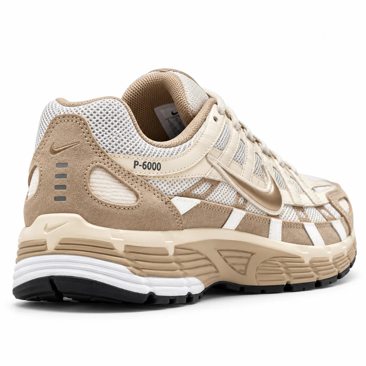 Nike P-6000 Crème-beige — 3/4 arrière