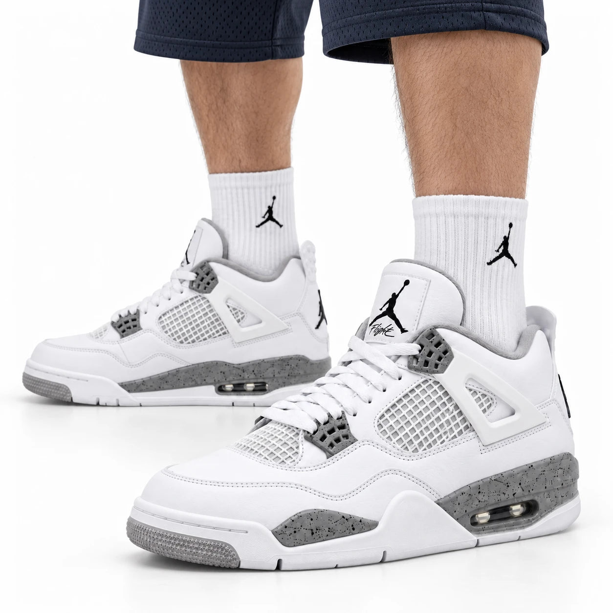 Air Jordan 4 Retro | Blanc / gris | Porté