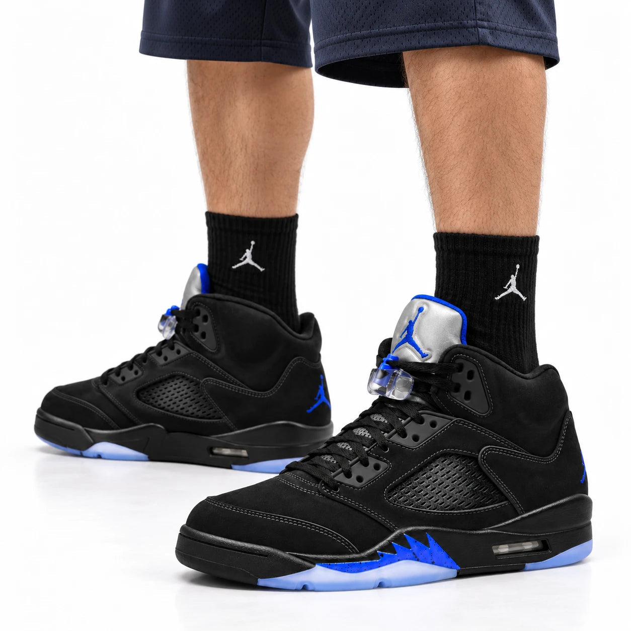Air Jordan 5 Retro | Noir / bleu | Porté