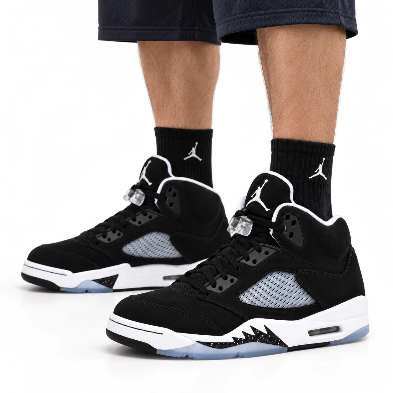 Air Jordan 5 Retro | Noir / blanc | Porté